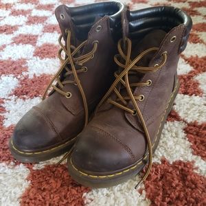 Brown leather dr martens chunky heel size 8